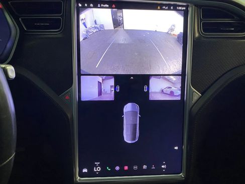 Used 2017 Tesla Model X 75D image 15