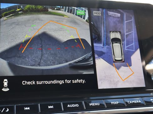 Used 2024 Mitsubishi Outlander SE image 4