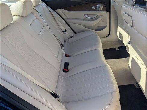 Used 2018 Mercedes-Benz E 300 image 19