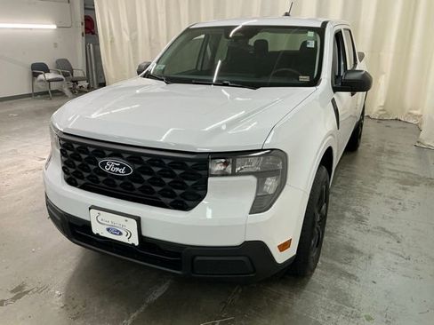 Used 2025 Ford Maverick XL image 8