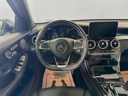 Used 2018 Mercedes-Benz GLC 300 4MATIC image 23