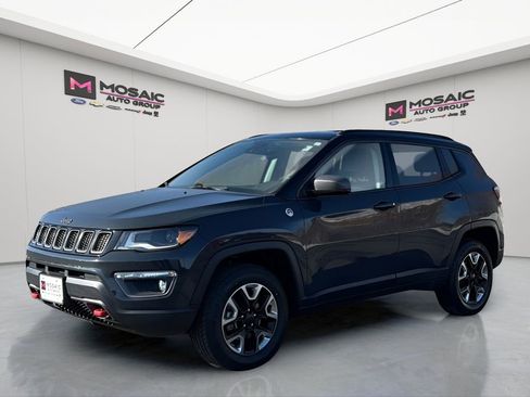 Used 2018 Jeep Compass Trailhawk w/ Leather Interior Group image 8