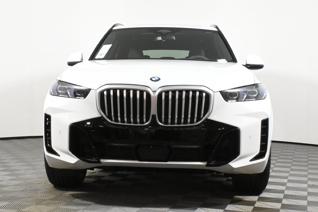 Used 2026 BMW X5 xDrive40i w/ M Sport Package AWD/4WD image 10