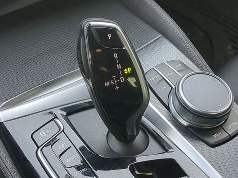 Used 2021 BMW 540i xDrive 540i xDrive w/ M Sport Package image 38