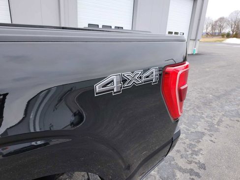 Used 2022 Ford F150 XLT w/ Equipment Group 302A High image 16