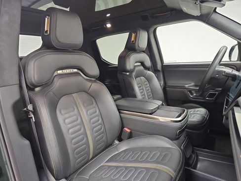 Used 2022 Rivian R1T Adventure image 23