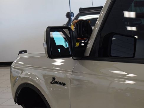 Used 2025 Ford Bronco Outer Banks AWD/4WD image 43