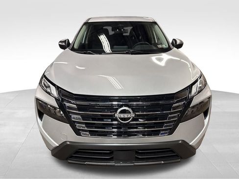 Certified 2024 Nissan Rogue S image 5