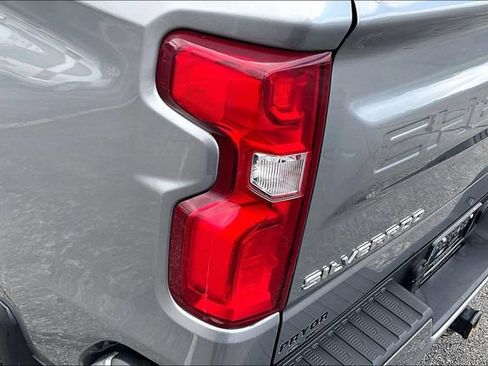 Used 2023 Chevrolet Silverado 1500 RST w/ Convenience Package II AWD/4WD image 24
