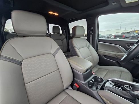 Used 2024 Chevrolet Colorado ZR2 w/ ZR2 Convenience Package III image 20