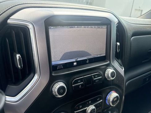 Used 2019 GMC Sierra 1500 SLT w/ SLT Premium Plus Package AWD/4WD image 15