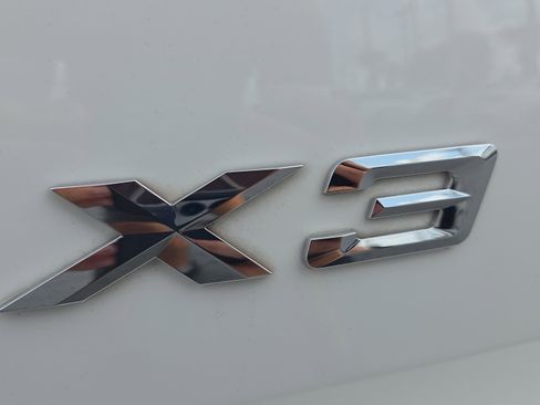 Used 2022 BMW X3 xDrive30i w/ M Sport Package 2 AWD/4WD image 38