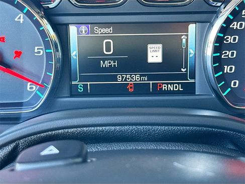 Used 2020 GMC Yukon SLT w/ Open Road Package image 13