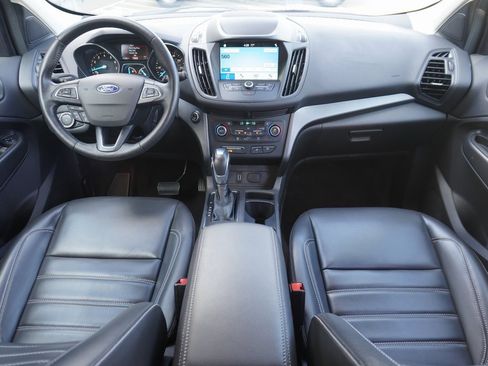Used 2019 Ford Escape SEL image 17