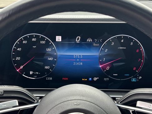 Used 2025 Mercedes-Benz GLS 450 4MATIC image 28