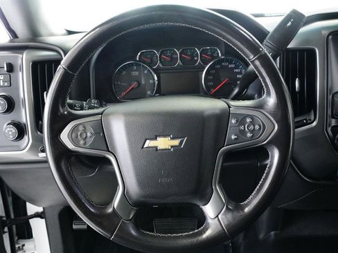 Used 2018 Chevrolet Silverado 1500 LT image 16