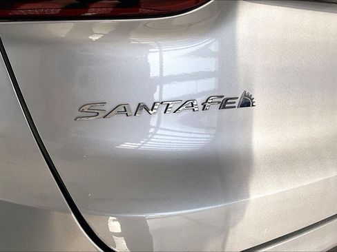 Used 2020 Hyundai Santa Fe SEL AWD/4WD image 32
