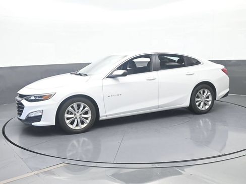 Used 2024 Chevrolet Malibu LT FWD image 2