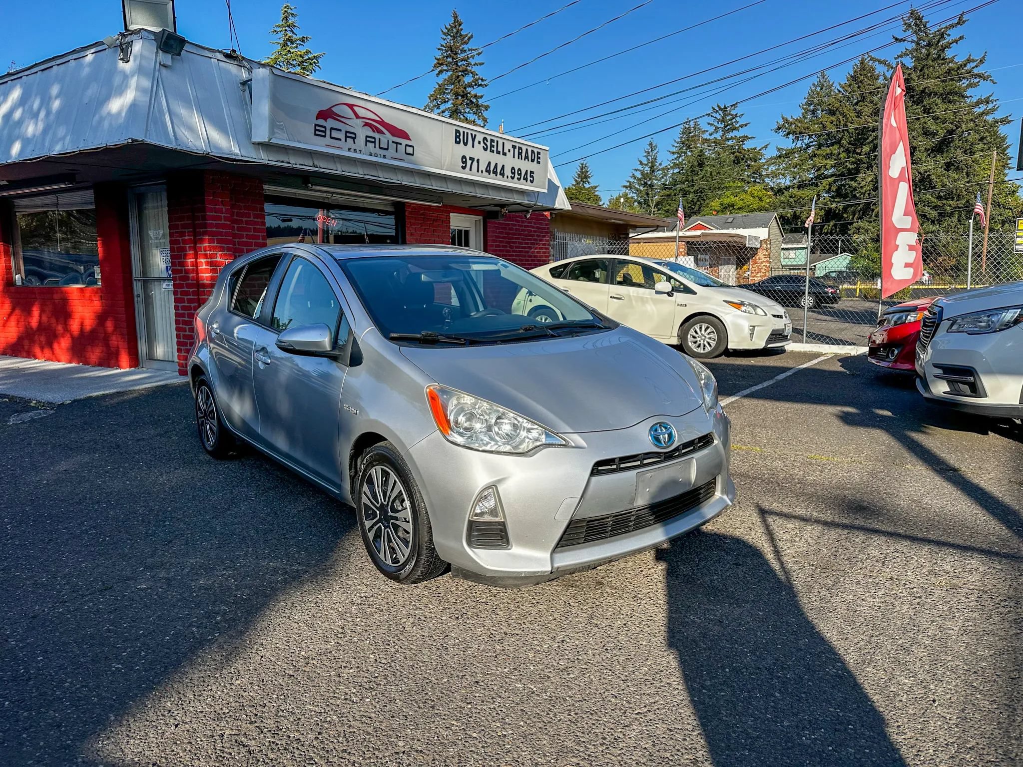 Used 2014 Toyota Prius C Two FWD image 4
