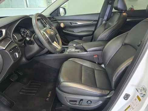 Certified 2023 INFINITI QX50 Luxe AWD/4WD image 23