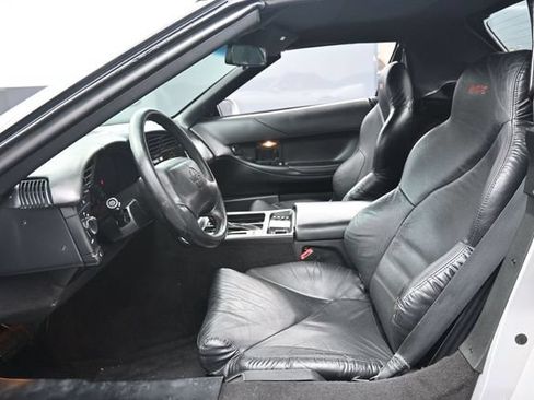 Used 1996 Chevrolet Corvette Convertible RWD image 10