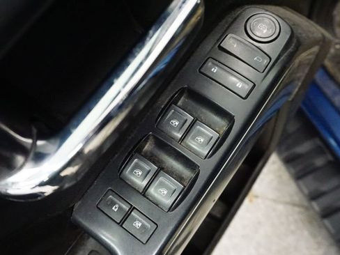 Used 2018 Chevrolet Silverado 1500 LT w/ All Star Edition image 19