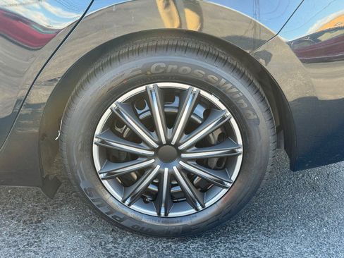 Used 2017 MAZDA MAZDA3 Sport FWD image 8