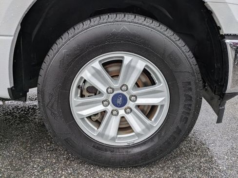 Used 2018 Ford F150 XLT RWD image 11