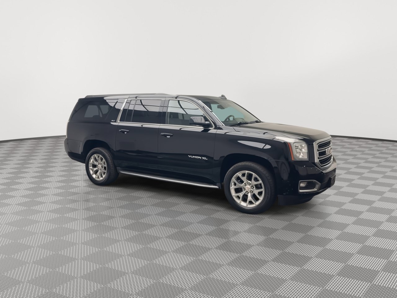 Used 2016 GMC Yukon XL SLT w/ Open Road Package AWD/4WD image 45