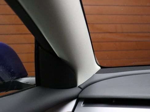 Used 2022 Tesla Model 3 Standard Range image 57