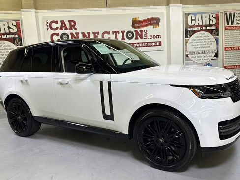 Used 2024 Land Rover Range Rover SE AWD/4WD image 6