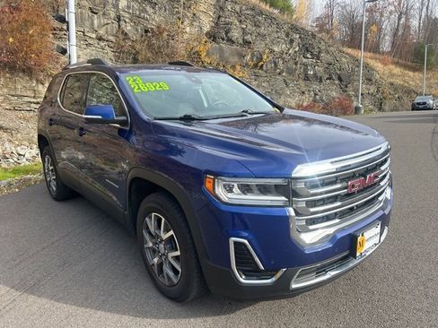 Certified 2023 GMC Acadia SLE w/ Driver Convenience Package image 3