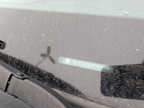 Used 2015 GMC Canyon SLT image 36