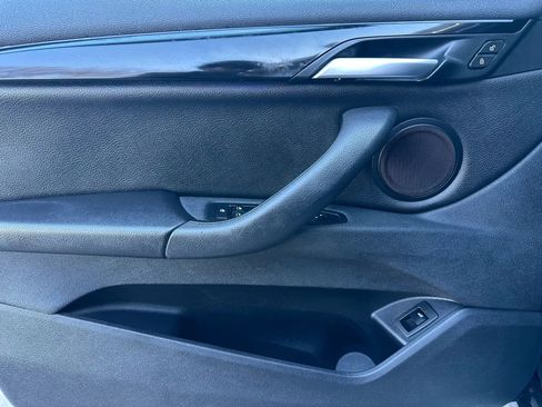 Used 2020 BMW X1 xDrive28i image 9