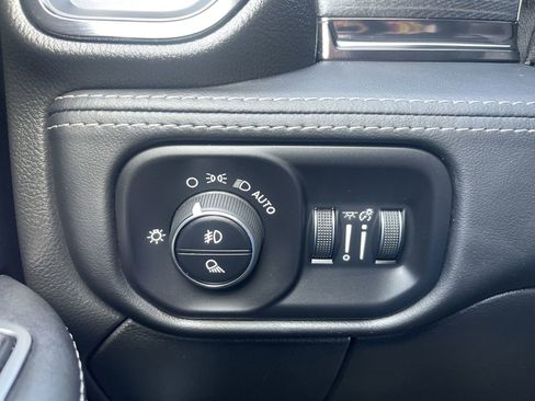 New 2024 RAM 2500 Limited image 21