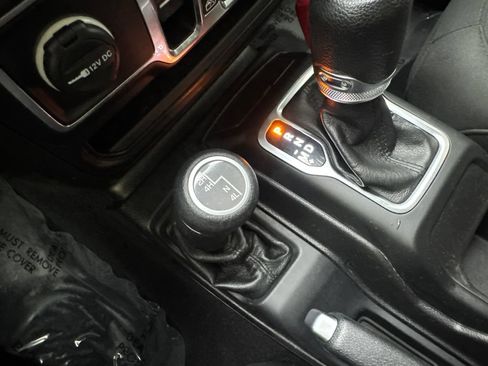 Used 2019 Jeep Wrangler Unlimited Sport S AWD/4WD image 67