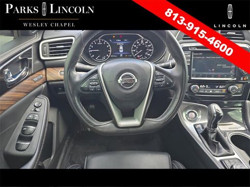 Used 2017 Nissan Maxima Platinum image 11