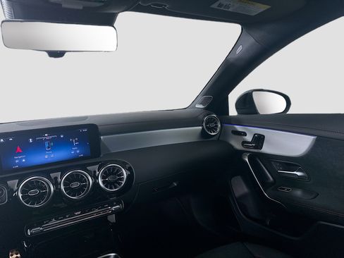 Certified 2026 Mercedes-Benz CLA 250 4MATIC image 31