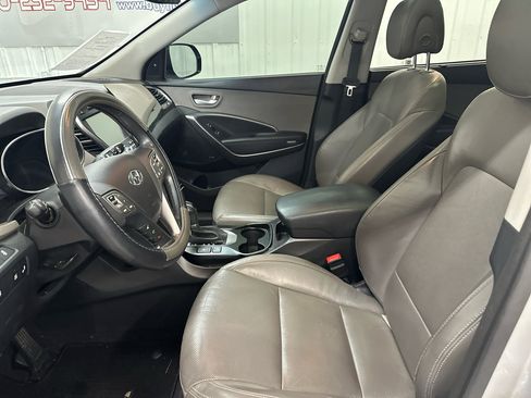 Used 2016 Hyundai Santa Fe Limited w/ Option Group 04 image 28