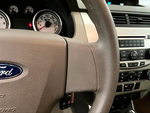 Used 2011 Ford Focus SE FWD image 18