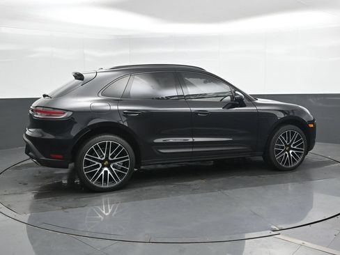 Used 2022 Porsche Macan AWD/4WD image 7