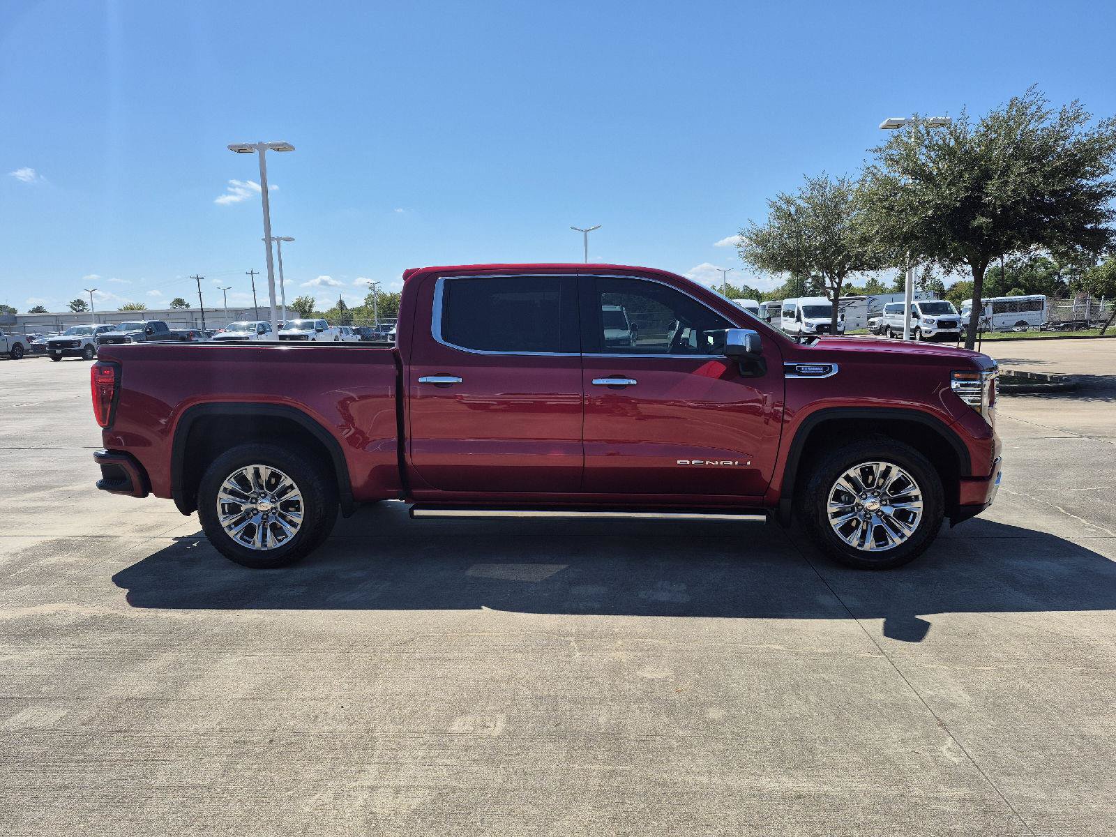 Used 2023 GMC Sierra 1500 Denali AWD/4WD image 14