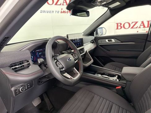 New 2026 Ford Explorer ST-Line w/ ST-Line Street Pack image 15