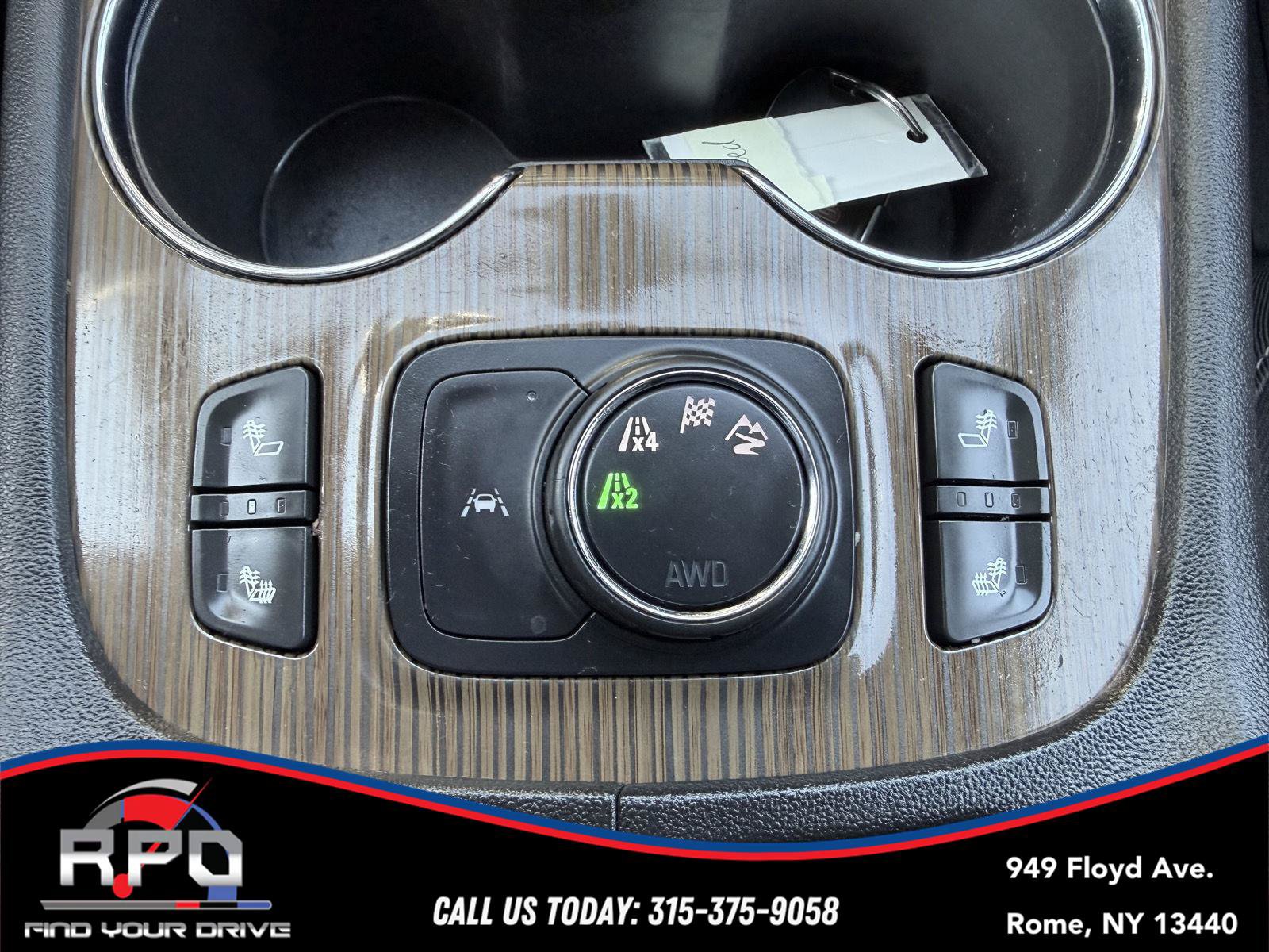 Used 2021 GMC Acadia SLE w/ Driver Convenience Package AWD/4WD image 26