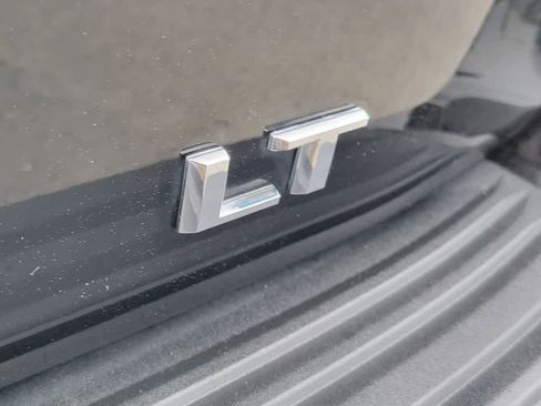 Used 2024 Chevrolet Tahoe LT image 4