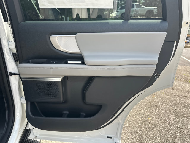New 2026 Ford Expedition Active RWD image 18