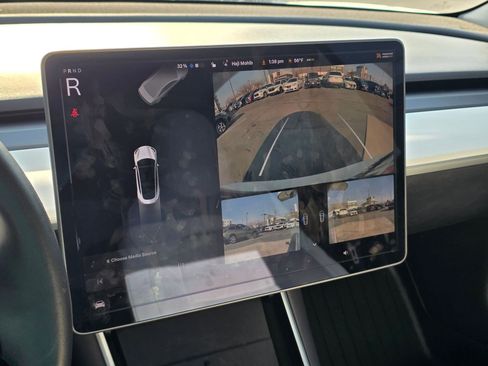 Used 2020 Tesla Model 3 Standard Range Plus image 20