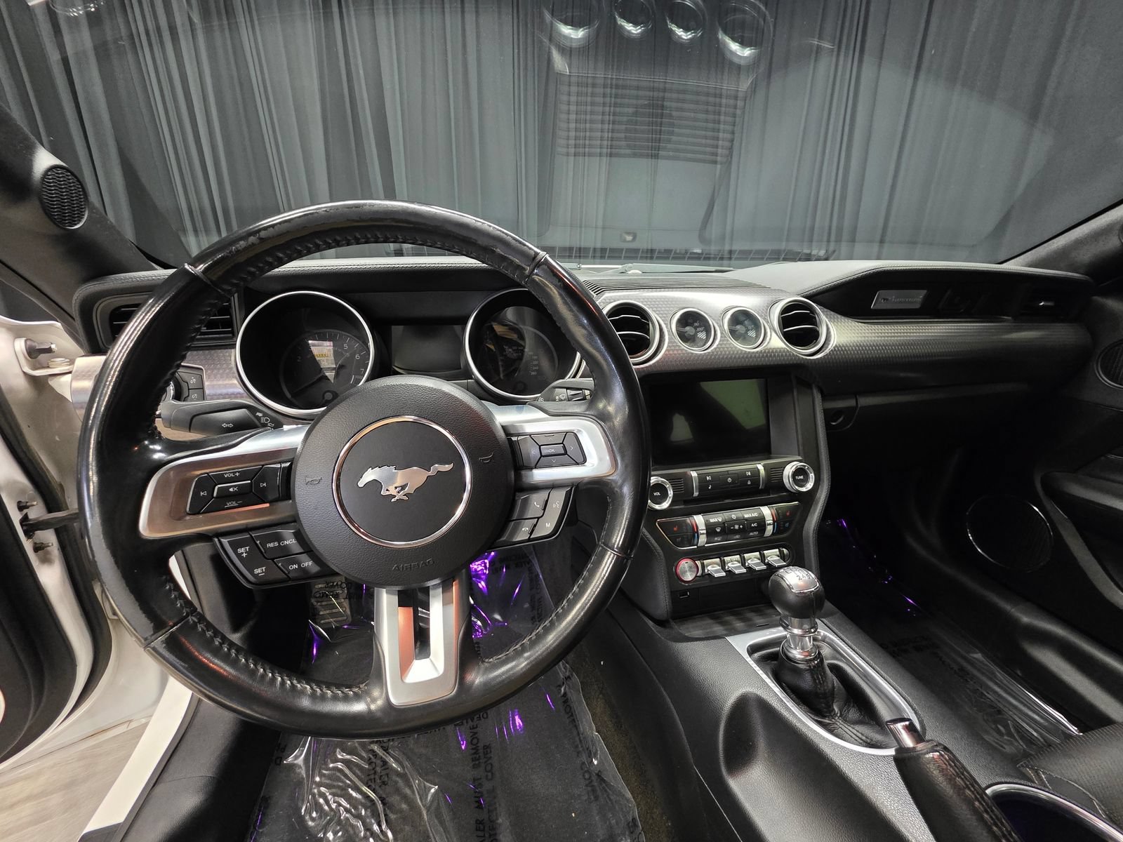Used 2018 Ford Mustang GT Premium w/ GT Performance Package RWD image 21