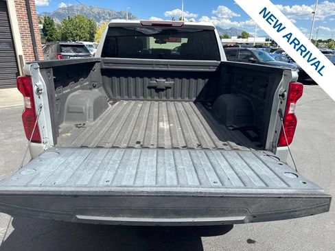 Used 2021 Chevrolet Silverado 1500 LT AWD/4WD image 13