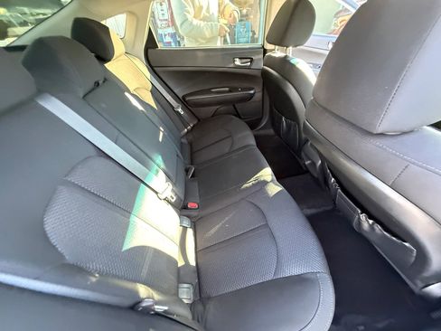 Used 2017 Kia Optima LX image 13